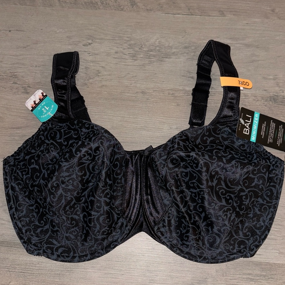 Bali Black Underwire 3562 Unlined Minimizer Bra Size 38DD